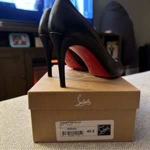 Christian Louboutin simple black pump round toe 85mm size 10.5